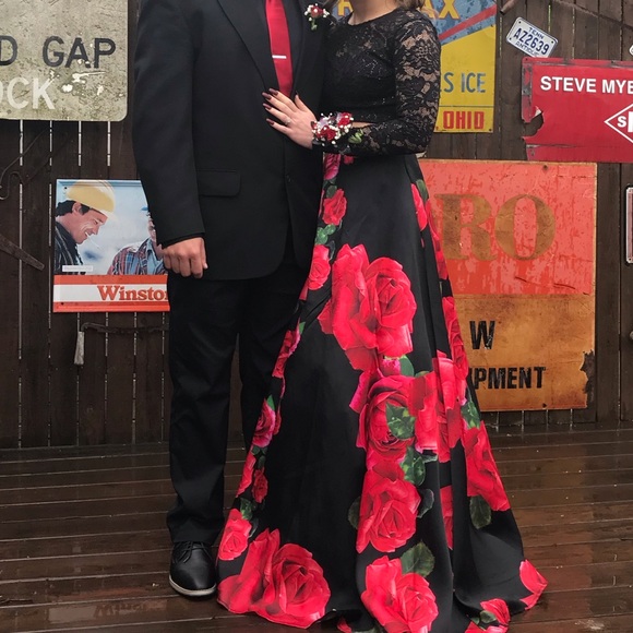 Prom Dress - Picture 2 of 2